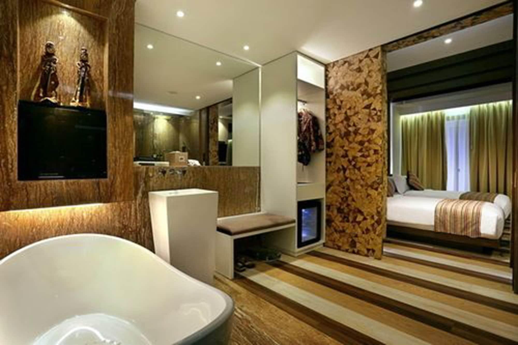 Mega Boutique Hotel 4*