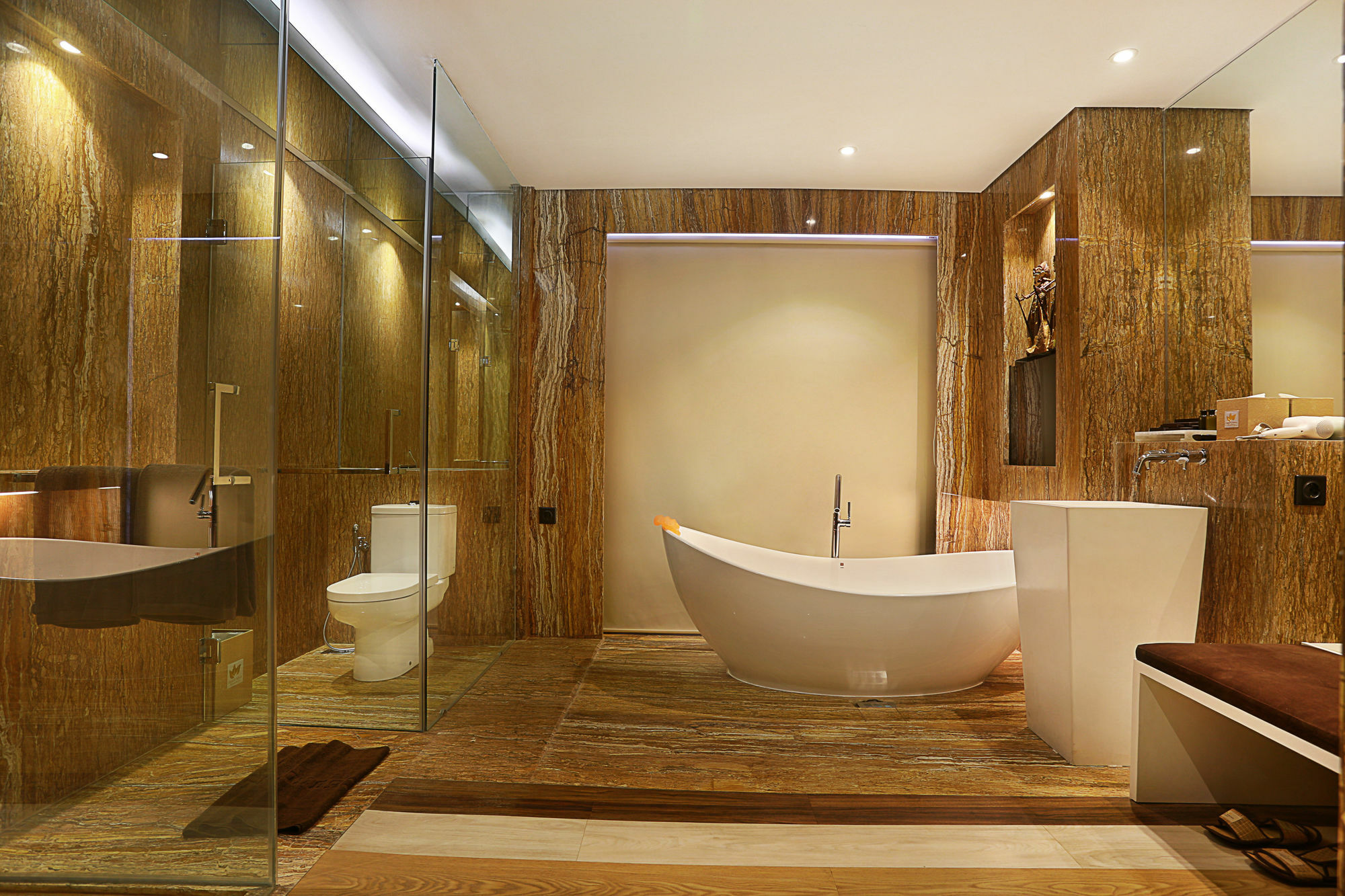 Mega Boutique 4* Kuta (Bali)